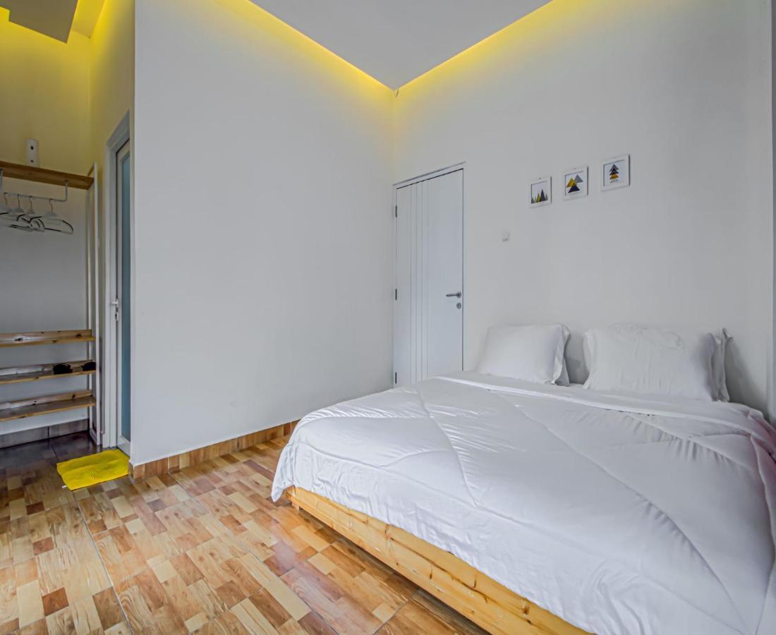 D'Journey Hotel Lembang Eksteriør bilde