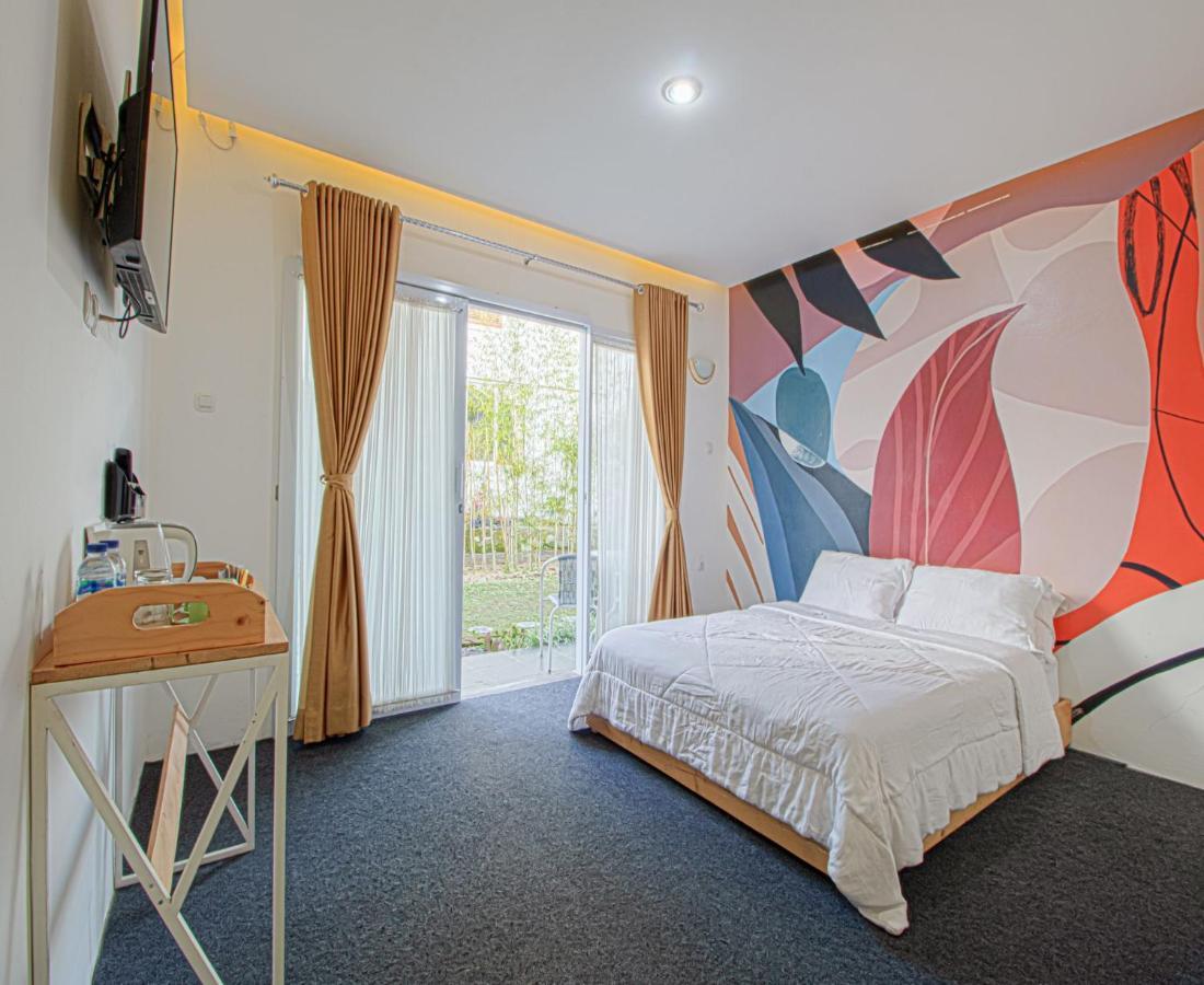 D'Journey Hotel Lembang Eksteriør bilde