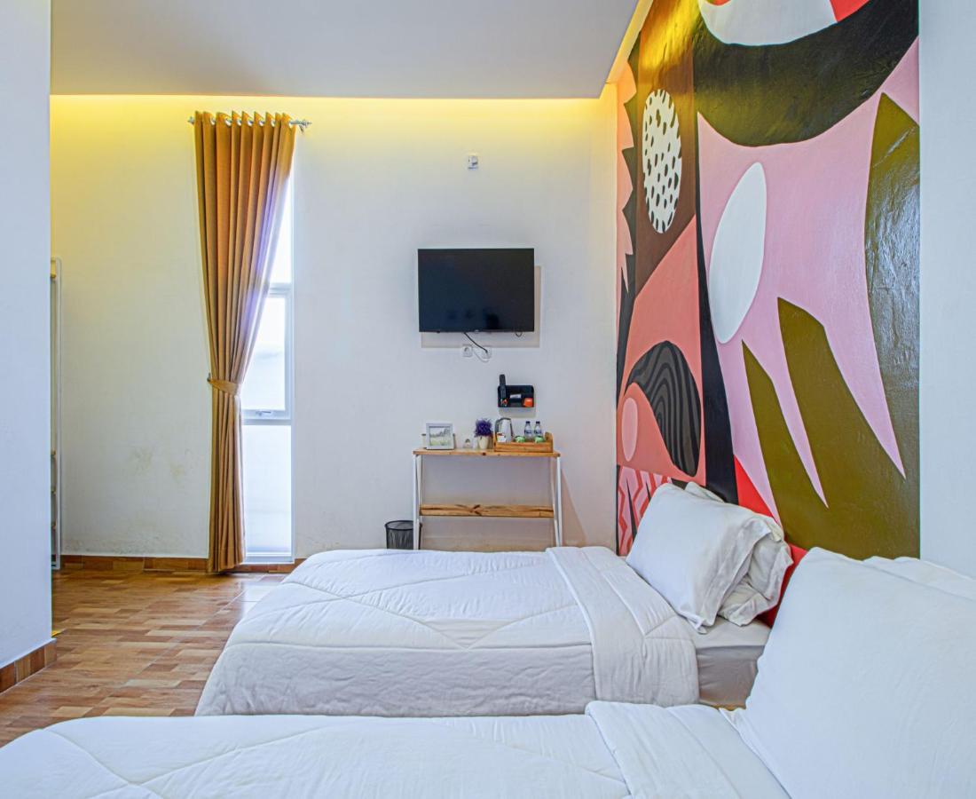 D'Journey Hotel Lembang Eksteriør bilde