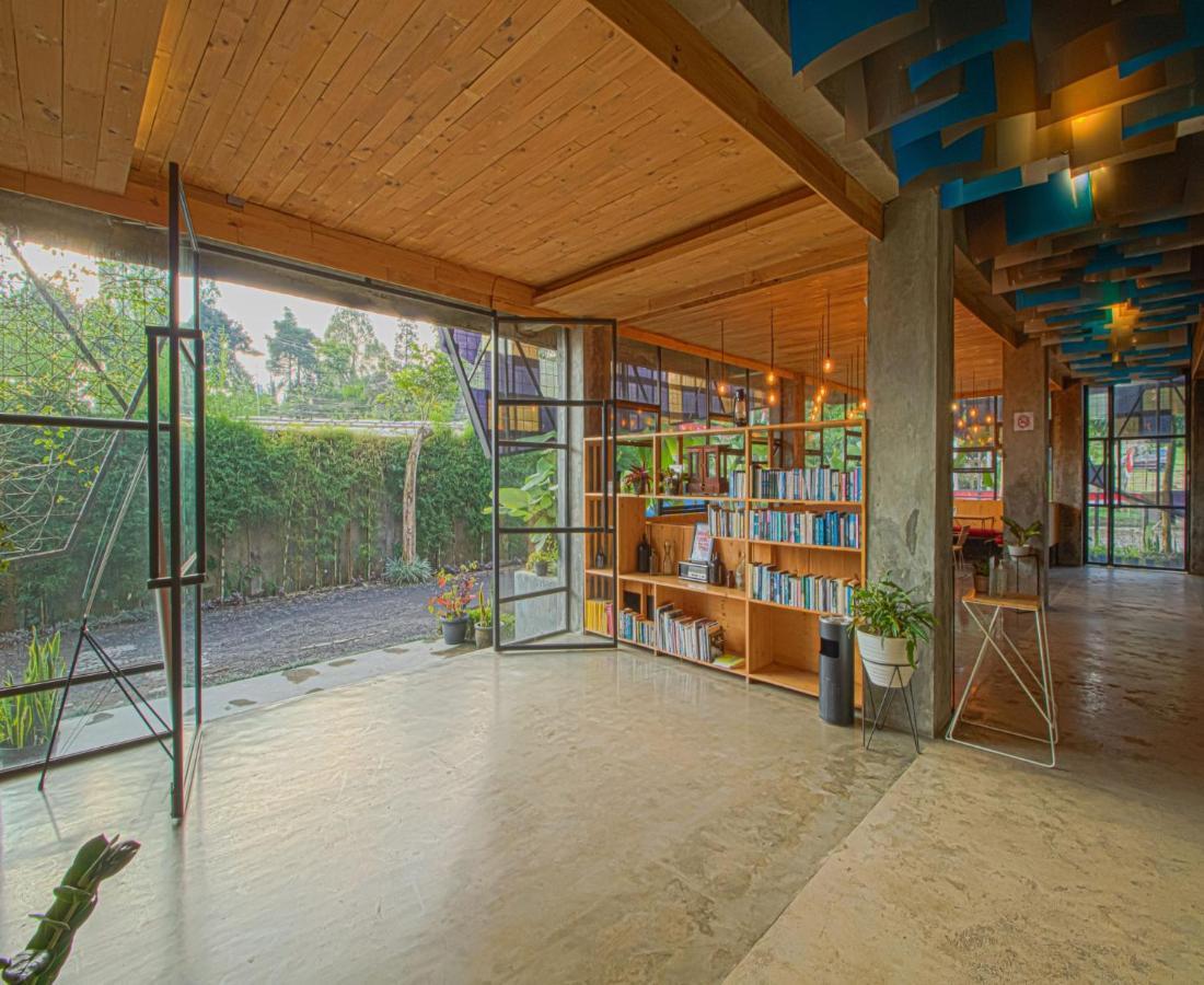 D'Journey Hotel Lembang Eksteriør bilde