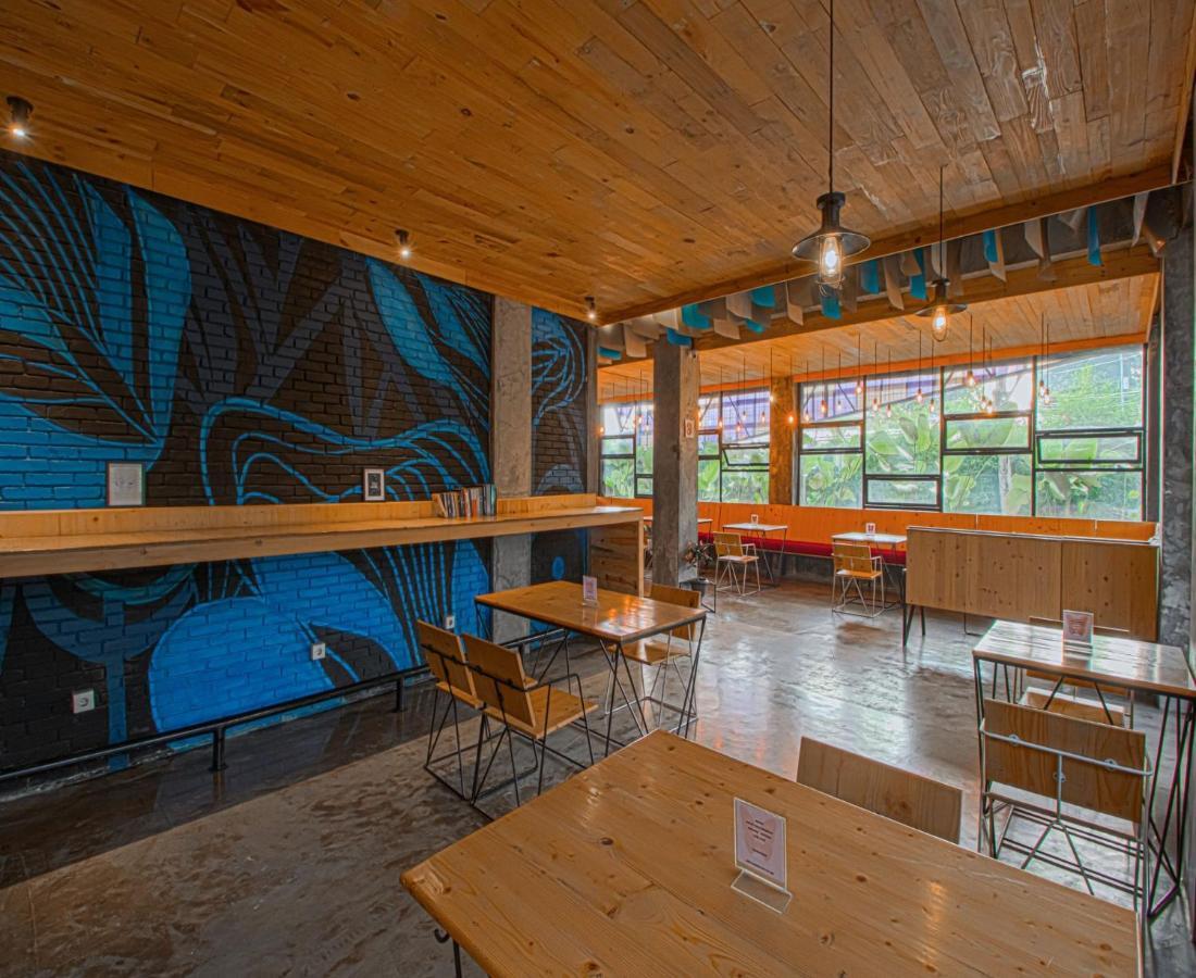 D'Journey Hotel Lembang Eksteriør bilde
