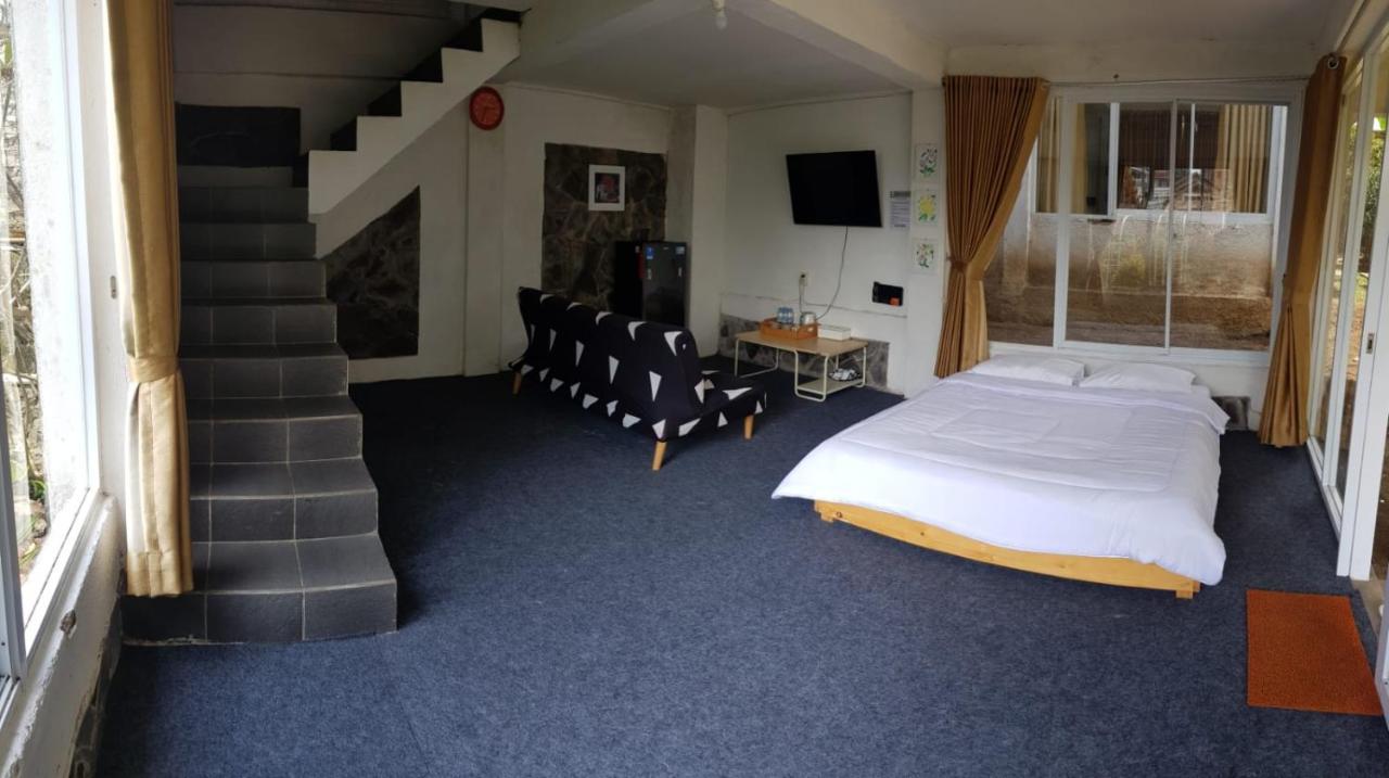 D'Journey Hotel Lembang Eksteriør bilde